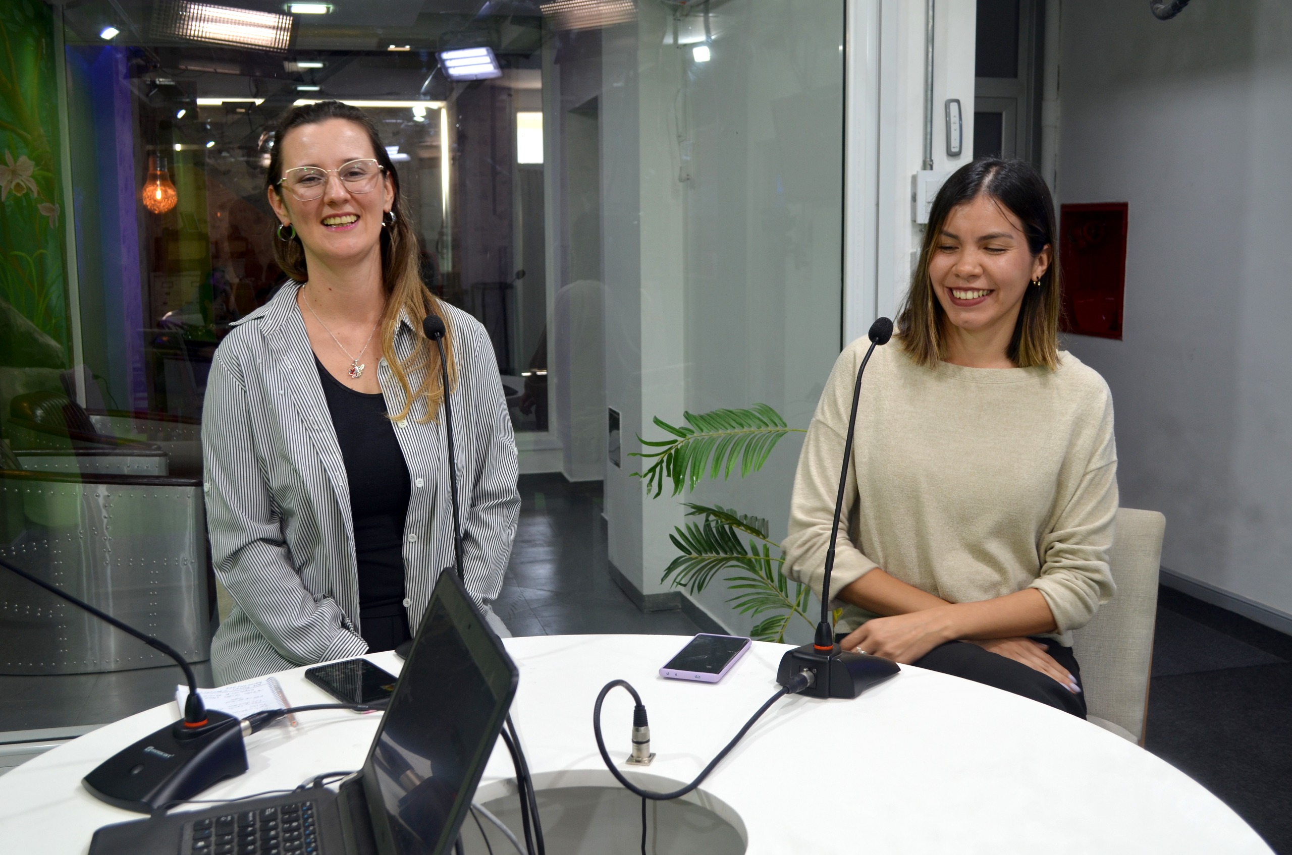 Por qué hablar de ESI sigue siendo central: fundamentos, desafíos y el rol de la escuela en la formación integral de estudiantes 3 Por qué hablar de ESI sigue siendo central: fundamentos, desafíos y el rol de la escuela en la formación integral de estudiantes imagen-2