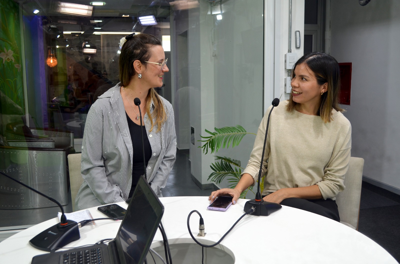 Por qué hablar de ESI sigue siendo central: fundamentos, desafíos y el rol de la escuela en la formación integral de estudiantes 5 Por qué hablar de ESI sigue siendo central: fundamentos, desafíos y el rol de la escuela en la formación integral de estudiantes imagen-4