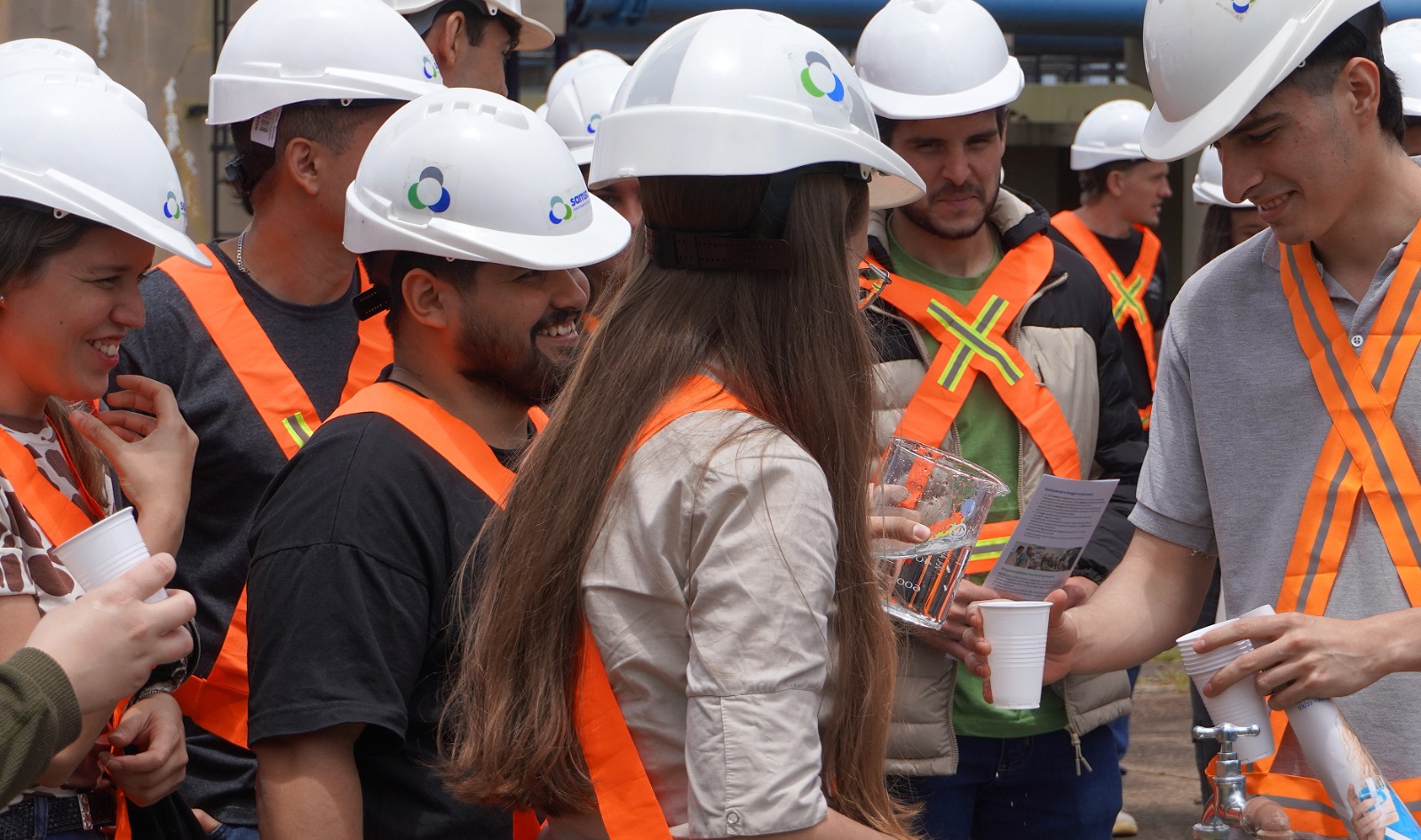 Estudiantes de Ingeniería conocieron detalles del servicio de agua potable de Posadas 3 Estudiantes de Ingeniería conocieron detalles del servicio de agua potable de Posadas imagen-2