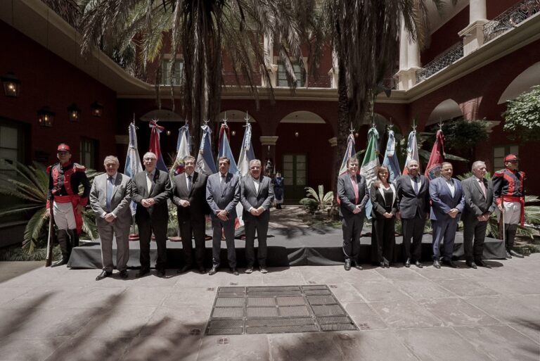 En la 22da Asamblea de Gobernadores del Norte Grande, Passalacqua instó a luchar contra las injusticias de la región imagen-46