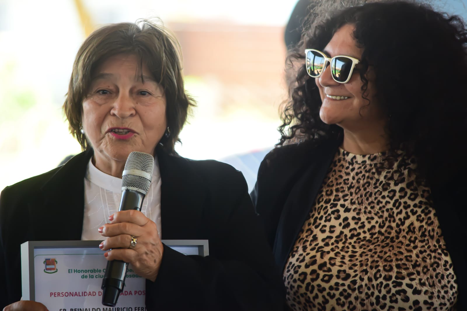 El HCD despide su agenda en los barrios con una sesión histórica en Itaembé Guazú 33 El HCD despide su agenda en los barrios con una sesión histórica en Itaembé Guazú imagen-32