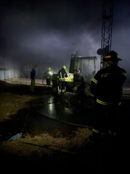 Bomberos controlaron un incendio en un aserradero de Oberá imagen-1