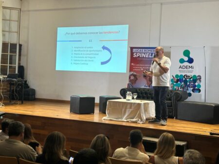 Con paneles en Posadas, cerró la “Semana del Emprendedor Misionero” imagen-1