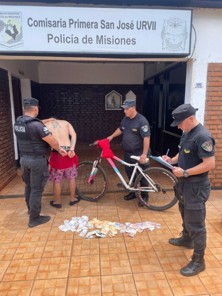 Le robó casi cien mil pesos a un vendedor ambulante y se escondió en el monte: la Policía lo rastreó y lo arrestó imagen-22