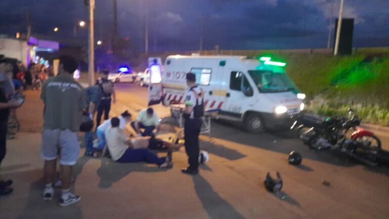 Tres personas lesionadas tras una colisión entre motos en Posadas imagen-39