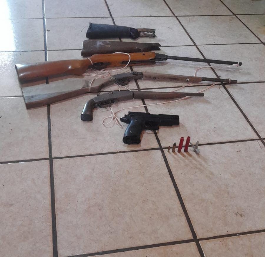 Tras una disputa violenta, la Policía secuestró armas y detuvo a un sospechoso en Campo Grande 3 Tras una disputa violenta, la Policía secuestró armas y detuvo a un sospechoso en Campo Grande imagen-2