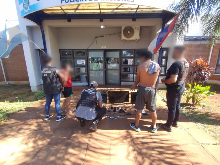 La Policía desbarató un presunto aguantadero, recuperó objetos robados y detuvo a los implicados imagen-50