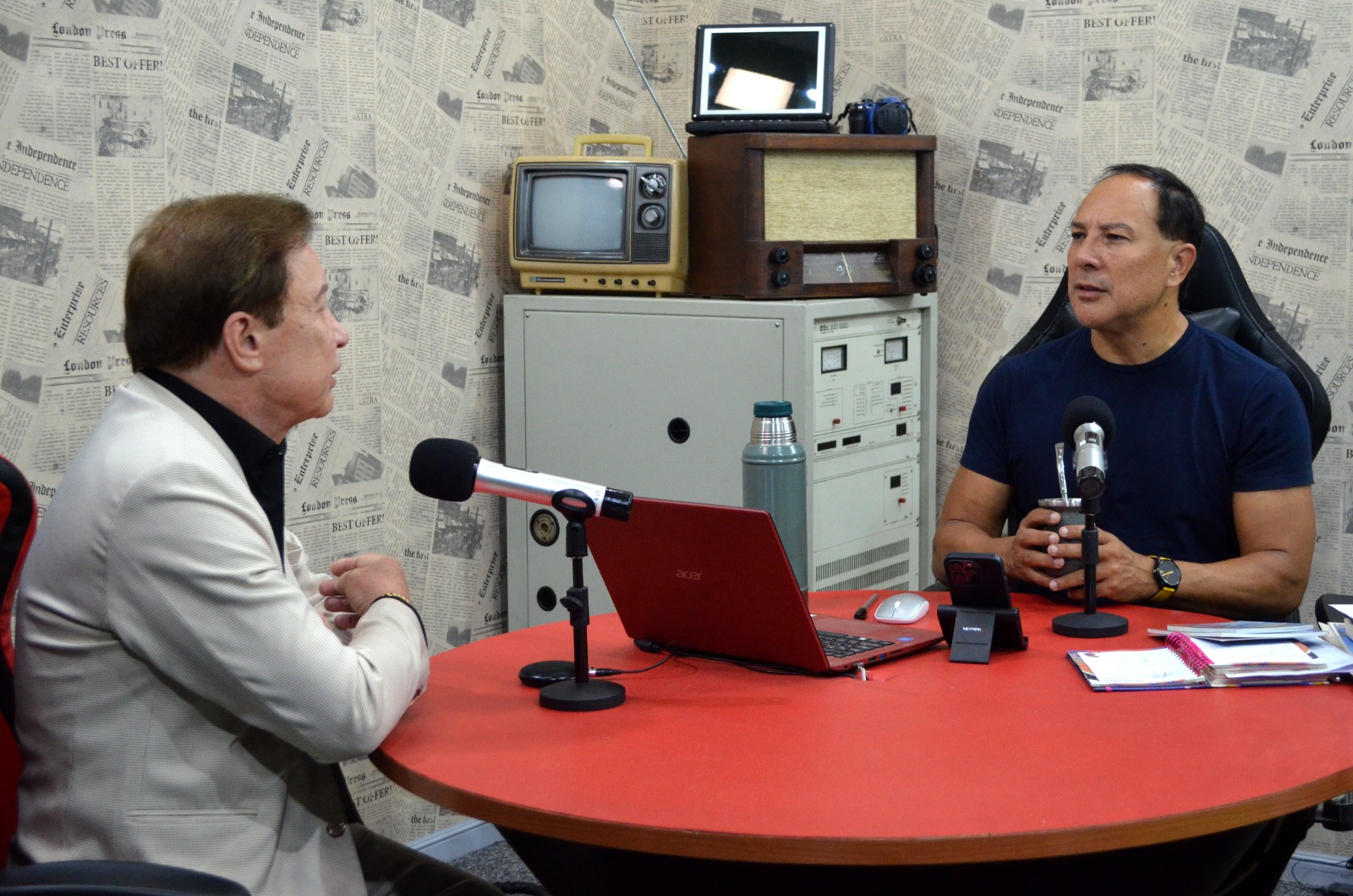 La distinción de Ciudadano Ilustre, su misión apostólica y la lectura de textos proféticos: el apóstol Héctor Gross repasó su recorrido y las experiencias que marcaron su trayectoria imagen-35