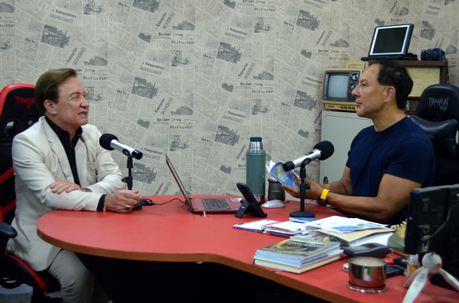 La distinción de Ciudadano Ilustre, su misión apostólica y la lectura de textos proféticos: el apóstol Héctor Gross repasó su recorrido y las experiencias que marcaron su trayectoria imagen-31