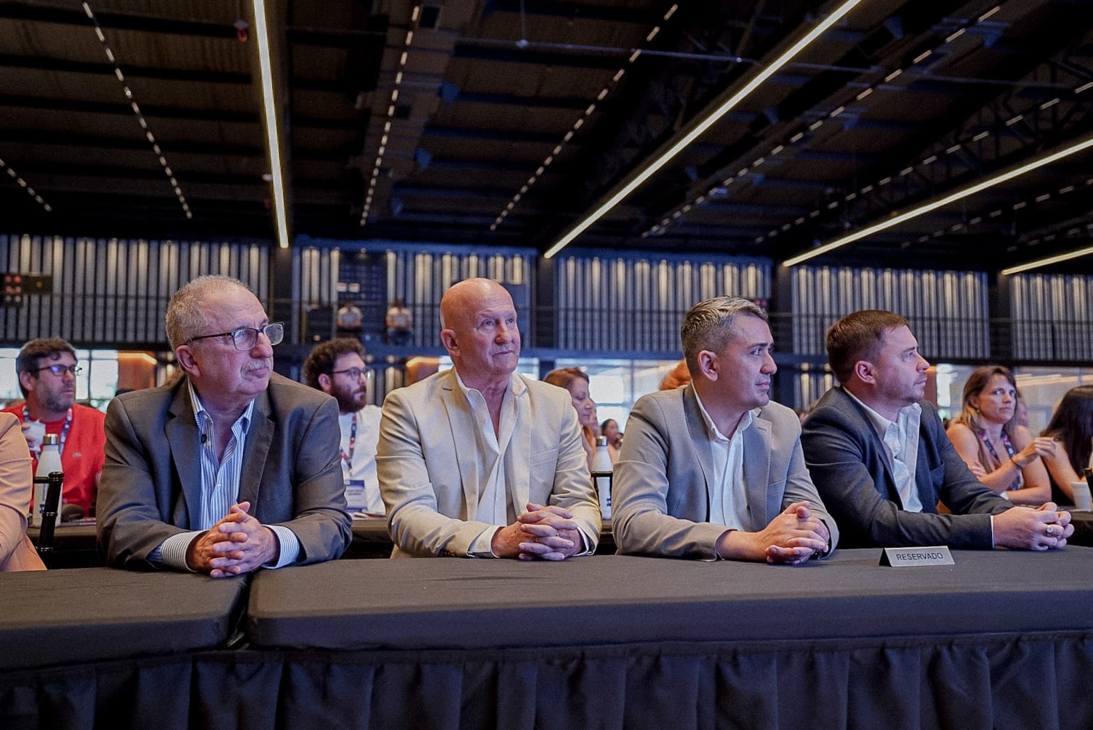 Passalacqua acompañó la apertura del mayor encuentro turístico del país en el Centro de Convenciones Iryapú que se realiza por primera vez fuera de Buenos Aires imagen-10