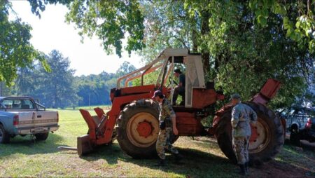 Decomisaron madera nativa proveniente de la extracción ilegal en el límite del Parque Provincial Urugua-í Decomisaron madera nativa proveniente de la extracción ilegal en el límite del Parque Provincial Urugua-í imagen-6