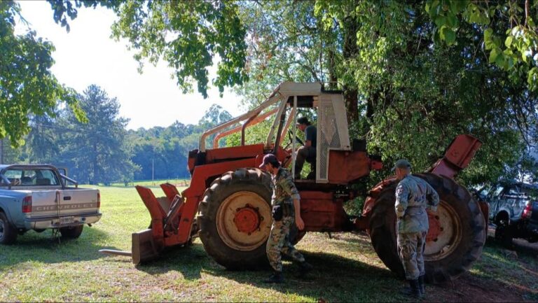 Decomisaron madera nativa proveniente de la extracción ilegal en el límite del Parque Provincial Urugua-í imagen-36
