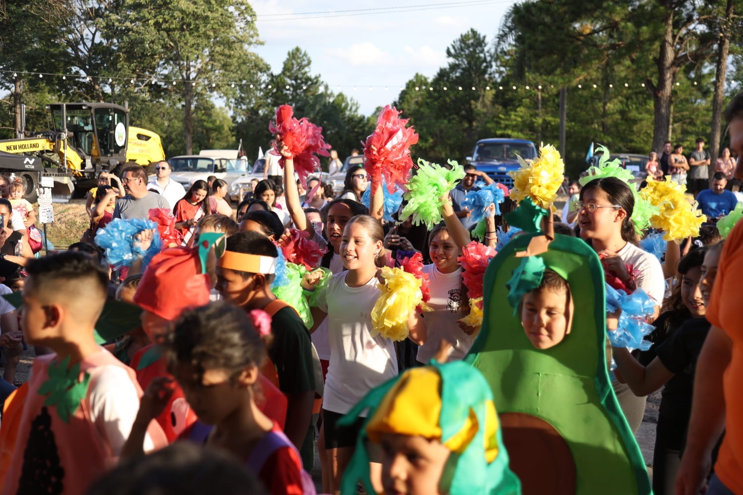 Passalacqua destacó el impulso productivo y comunitario de la Fiesta de las Frutas Tropicales en Almafuerte 17 Passalacqua destacó el impulso productivo y comunitario de la Fiesta de las Frutas Tropicales en Almafuerte imagen-16