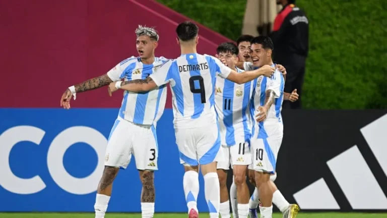 Fútbol: Argentina ganó en el debut del Mundial Sub-17 con un gol misionero imagen-40