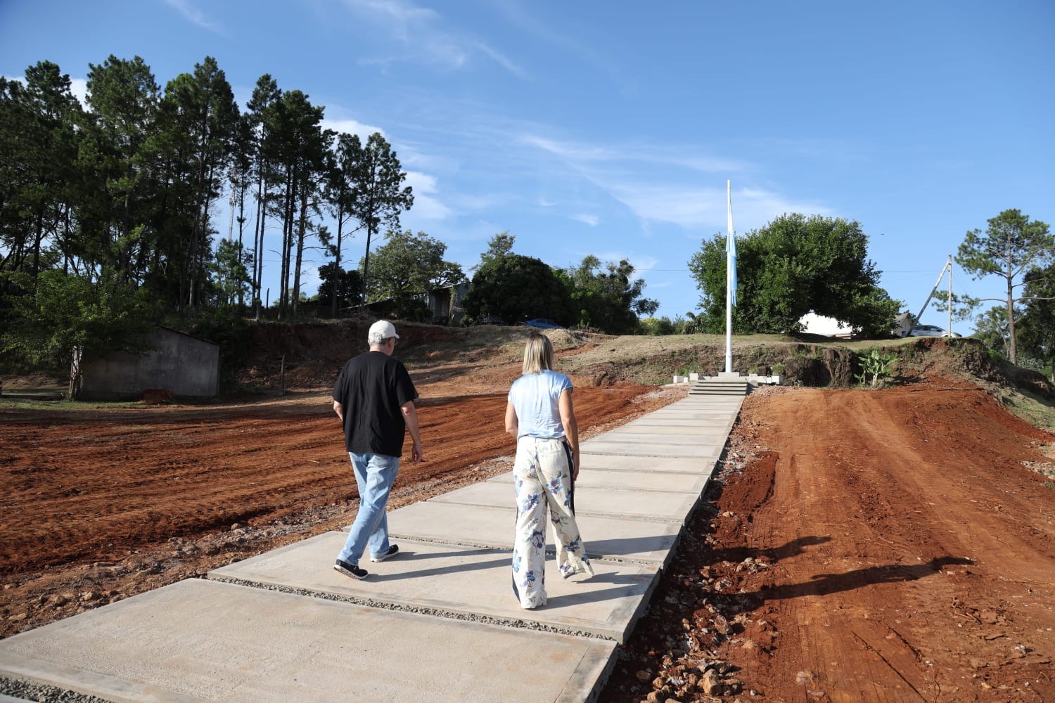 Passalacqua destacó el impulso productivo y comunitario de la Fiesta de las Frutas Tropicales en Almafuerte 29 Passalacqua destacó el impulso productivo y comunitario de la Fiesta de las Frutas Tropicales en Almafuerte imagen-28