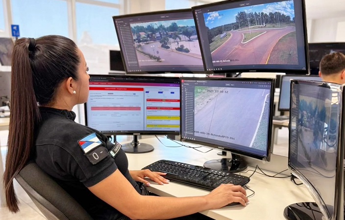 Misiones amplía su red de videovigilancia e instala cámaras de última generación sobre la Ruta Provincial 19 imagen-5