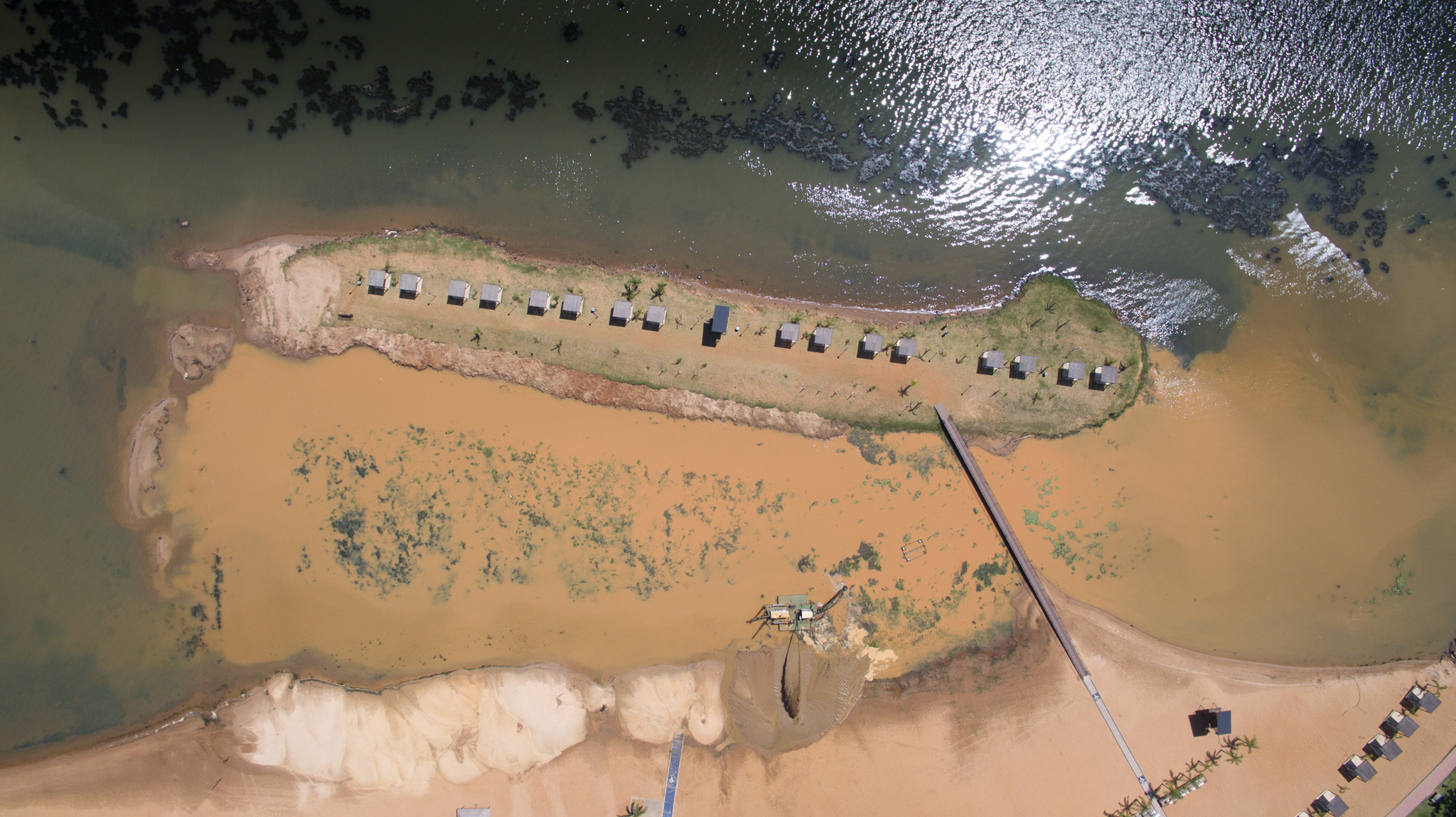 Realizan un operativo conjunto de limpieza y dragado en balnearios y subembalses 5 Realizan un operativo conjunto de limpieza y dragado en balnearios y subembalses imagen-4