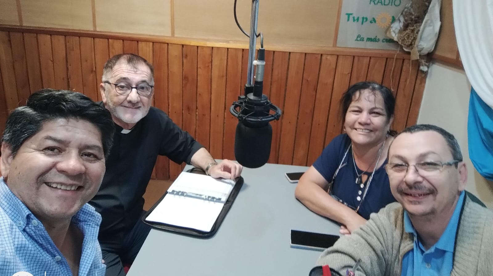 El Obispo Martínez consideró "insólito" el cobro de Vialidad Nacional a los peregrinos que caminaron por la ruta rumbo al Santuario de Loreto 7 El Obispo Martínez consideró "insólito" el cobro de Vialidad Nacional a los peregrinos que caminaron por la ruta rumbo al Santuario de Loreto imagen-6