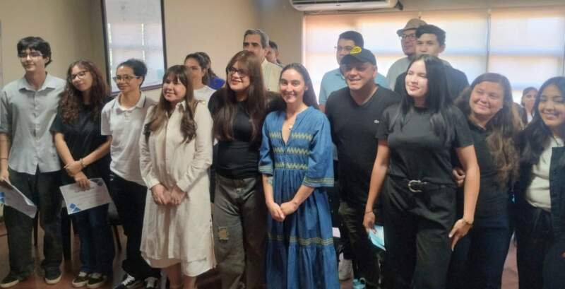 El Ministerio de Trabajo profundiza la agenda digital con el cierre del curso de Marketing 3 El Ministerio de Trabajo profundiza la agenda digital con el cierre del curso de Marketing imagen-2