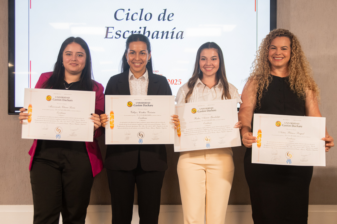 La Universidad Gastón Dachary destacó su compromiso con la educación superior en una nueva colación de ciclos y posgrados imagen-12