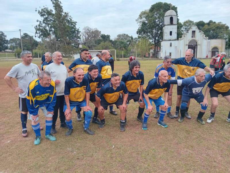 Invitan a colaborar con donaciones de juguete, ropa o calzado para el Club Palomas del Espíritu Santo, de María Morínigo imagen-2