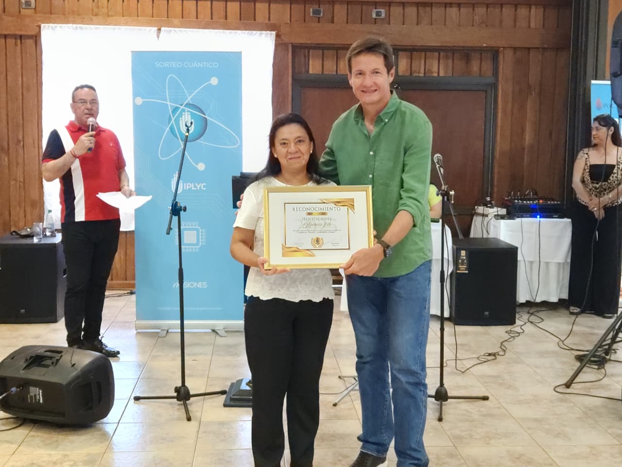 Agencia del mes: “Este premio me anima, me da más fuerzas de seguir y a empezar el 2026 con más ganas” 3 Agencia del mes: “Este premio me anima, me da más fuerzas de seguir y a empezar el 2026 con más ganas” imagen-2