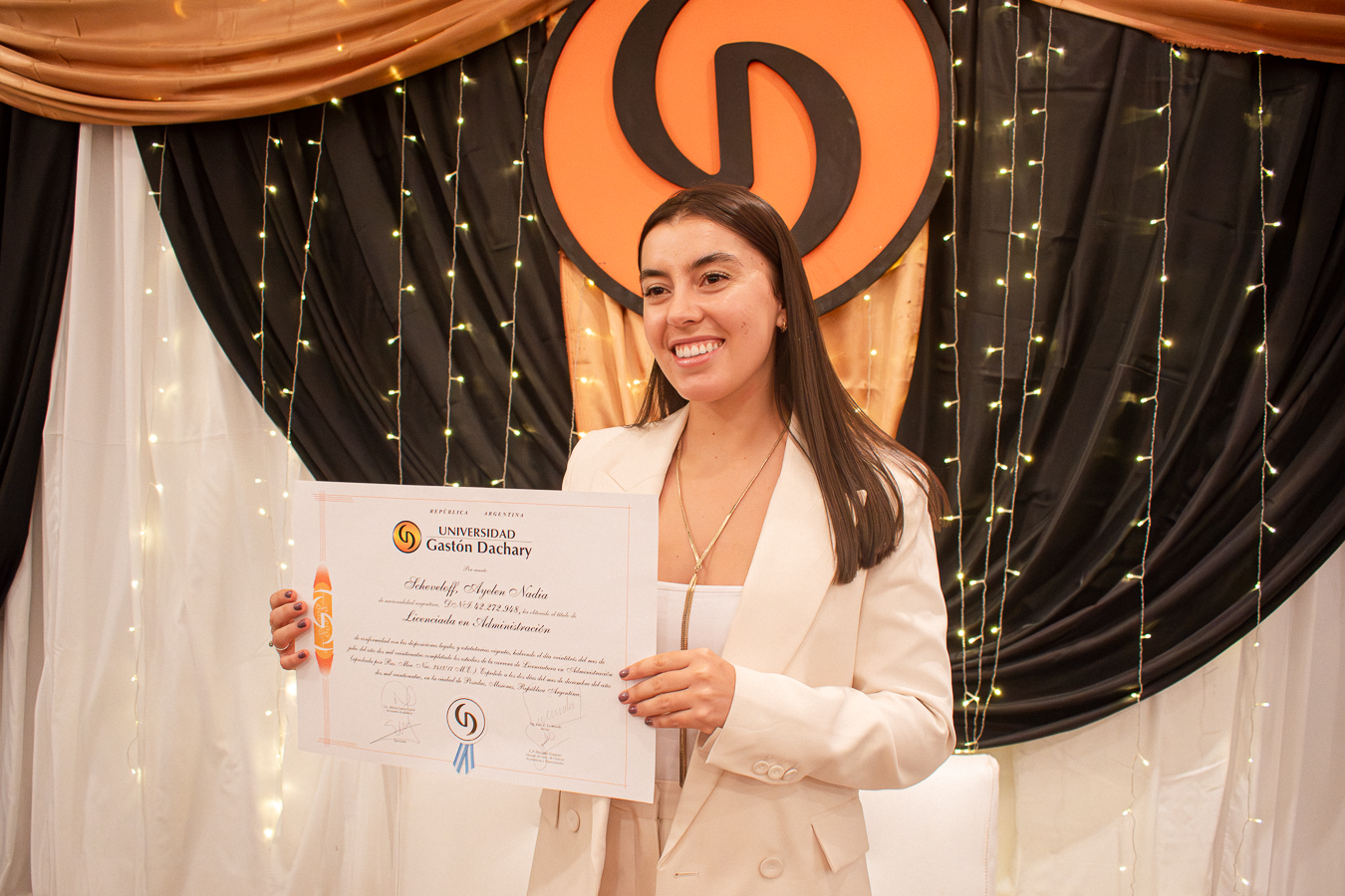 Universidad Dachary celebró una colación histórica y reafirmó su compromiso con la formación profesional en Misiones 5 Universidad Dachary celebró una colación histórica y reafirmó su compromiso con la formación profesional en Misiones imagen-4