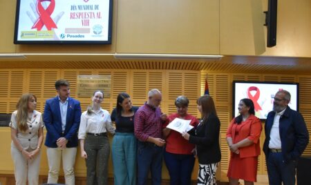 El VIH “dejó de ser una enfermedad mortal para pasar a ser una infección crónica tratable” imagen-47