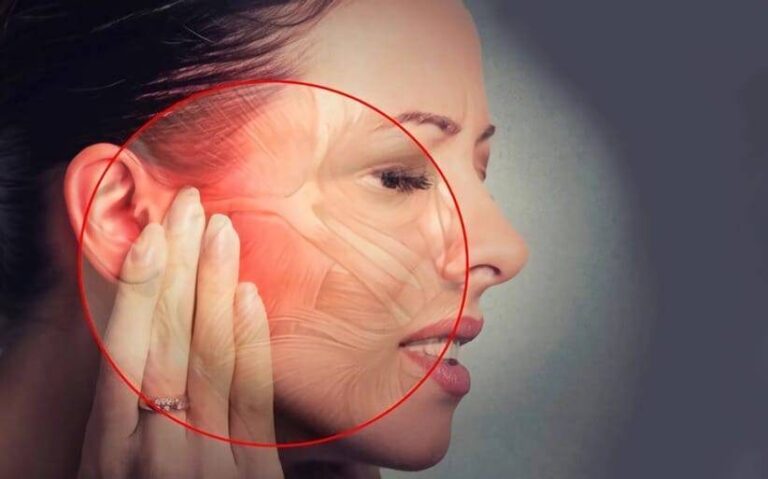 Pantallas, postura y bruxismo: la kinesióloga Lanaro explicó cómo detectar los trastornos de la ATM y cuáles son los pasos del tratamiento Pantallas, postura y bruxismo: la kinesióloga Lanaro explicó cómo detectar los trastornos de la ATM y cuáles son los pasos del tratamiento imagen-31