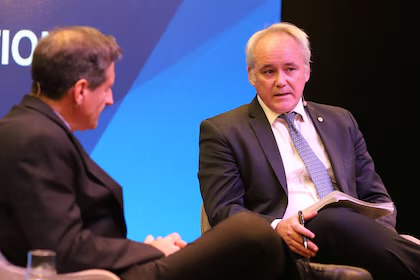 Se derrumbó un 95% la demanda de dólares y se espera que la inflación caiga a menos de 2% desde enero Se derrumbó un 95% la demanda de dólares y se espera que la inflación caiga a menos de 2% desde enero imagen-5