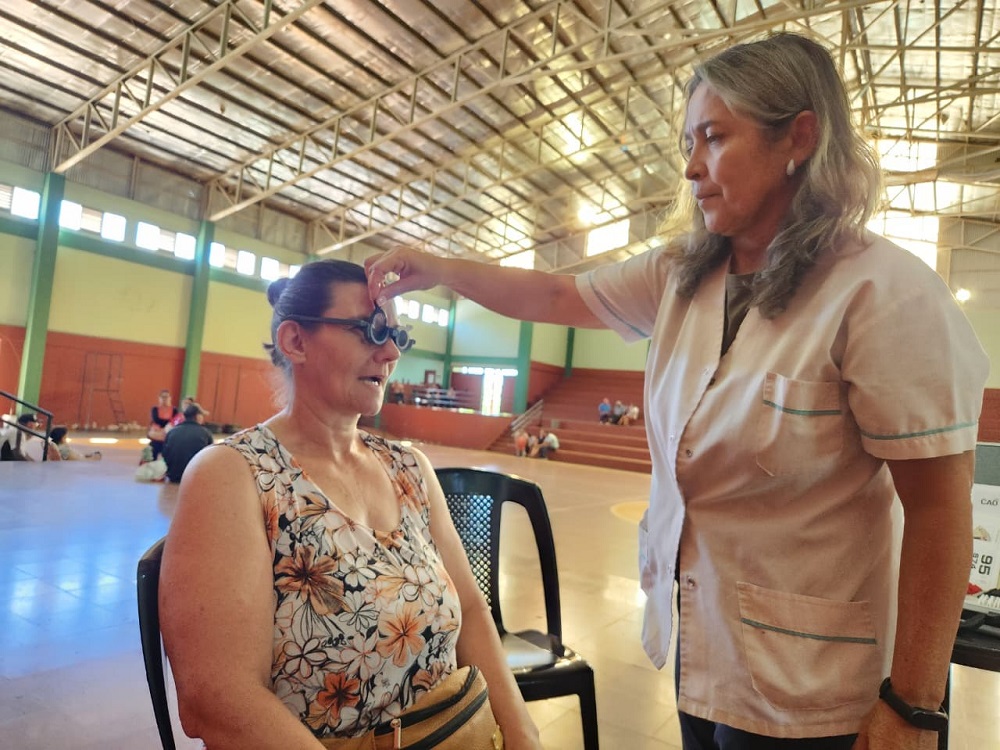 Los diagnósticos por el estado de la visión marcaron el pulso del operativo de Mirar Mejor en San Pedro imagen-5