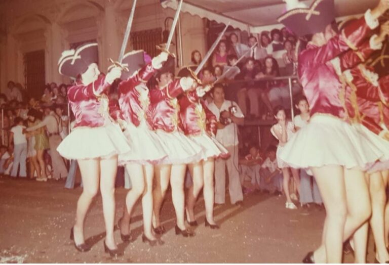 El Yapari inaugura Muestra de Trajes Alegóricos de Soberanos de la Estudiantina 2025 imagen-40