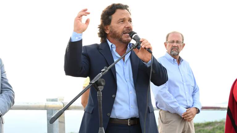 Presupuesto nacional 2026: “Con el equilibrio fiscal y el déficit cero no se come, no se cura”, dijo el Gobernador de Salta Presupuesto nacional 2026: “Con el equilibrio fiscal y el déficit cero no se come, no se cura”, dijo el Gobernador de Salta imagen-18