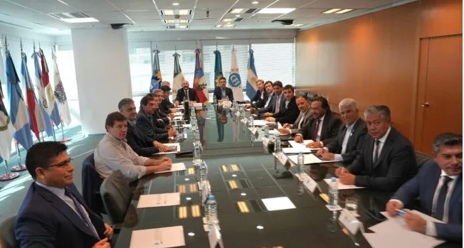 Pese al apoyo de gobernadores, diversos reclamos de las provincias quedaron afuera del Presupuesto 2026 imagen-12