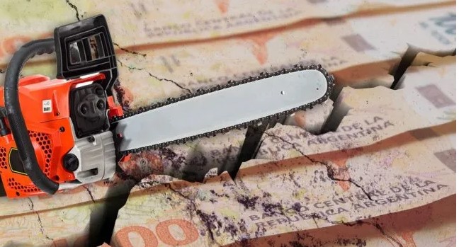 Luis Caputo refuerza el ajuste a provincias: en noviembre, los envíos fueron los más bajos en 20 años imagen-12