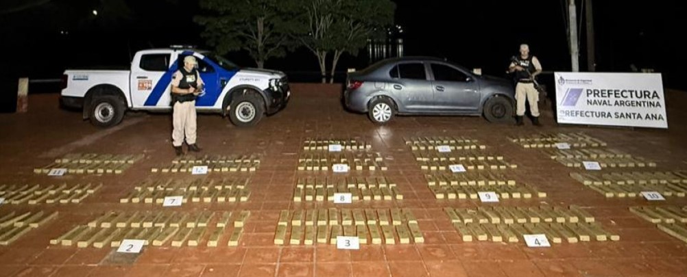 Prefectura secuestró media tonelada de marihuana en la zona de Santa Ana Prefectura secuestró media tonelada de marihuana en la zona de Santa Ana imagen-6