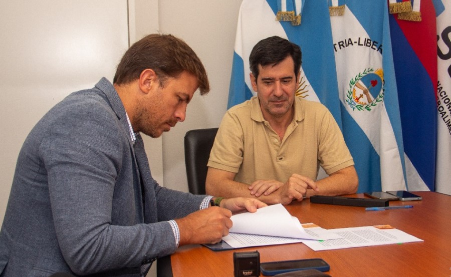 Senasa firmó un Convenio Marco de Colaboración con la Universidad Nacional del Alto Uruguay Senasa firmó un Convenio Marco de Colaboración con la Universidad Nacional del Alto Uruguay imagen-6