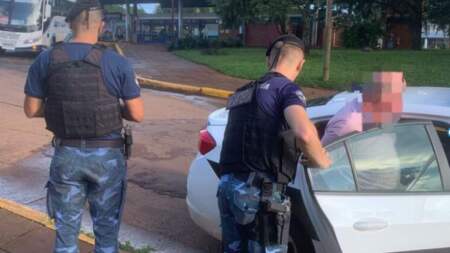 Detuvieron al Director del Hospital de Aristóbulo del Valle, ya separado del cargo por Salud Pública, tras un ataque con arma blanca que dejó un herido grave imagen-11