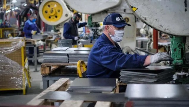 Pymes apuntaron contra el Gobierno por dejar "librada al azar" su supervivencia y pidieron baja de impuestos imagen-13