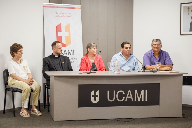 Histórico: la UCAMI entregó por primera vez certificados a residentes de la salud en Misiones imagen-4