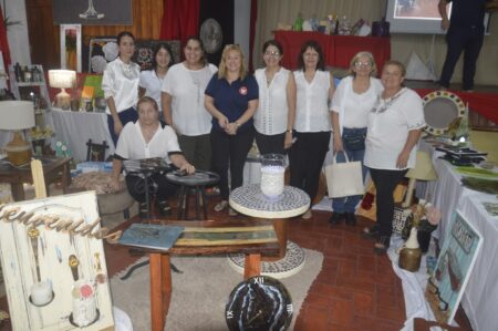 El ISES presenta la Expo Talleres 2025: una muestra que reúne creatividad, formación y más de 15 propuestas educativas imagen-13