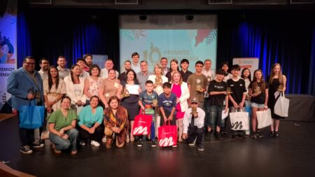 Entregaron los Premios Defensoría 2025, un reconocimiento a quienes se destacan en diversas disciplinas y en la promoción de los derechos de los NNyA imagen-4