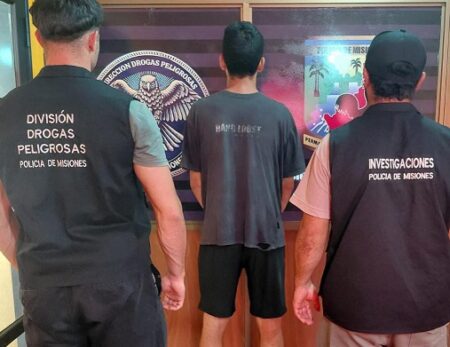 Incendió una carnicería, quedó captado en cámaras y fue atrapado por investigadores de San Vicente Incendió una carnicería, quedó captado en cámaras y fue atrapado por investigadores de San Vicente imagen-9