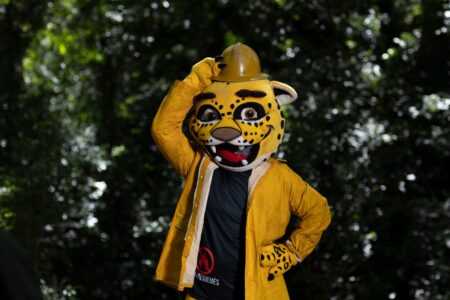 Prevención de incendios: Misiones potencia su estrategia anual con la campaña «No me quemés» Prevención de incendios: Misiones potencia su estrategia anual con la campaña "No me quemés" imagen-2