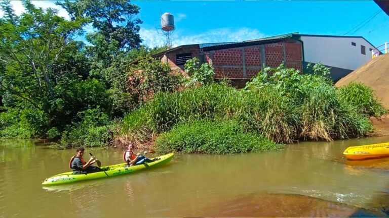 Para fomentar el cuidado del ambiente, realizaron la tradicional jornada de limpieza del arroyo San Francisco en Comandante Andresito imagen-32