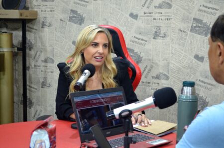 Entre el éxito personal y la vida real: la psicóloga Natalia Pino Roldán analizó la era digital, los vínculos y la ansiedad actual imagen-2