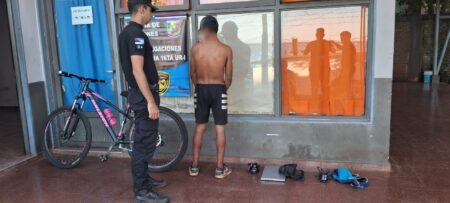 Anillo digital de seguridad: detuvieron a un ladrón cuando escapaba tras un robo en una vivienda imagen-5