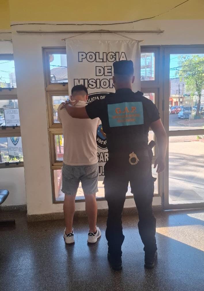 Detuvieron a un joven que atacó a golpes a un chofer de colectivo en Posadas 3 Detuvieron a un joven que atacó a golpes a un chofer de colectivo en Posadas imagen-2