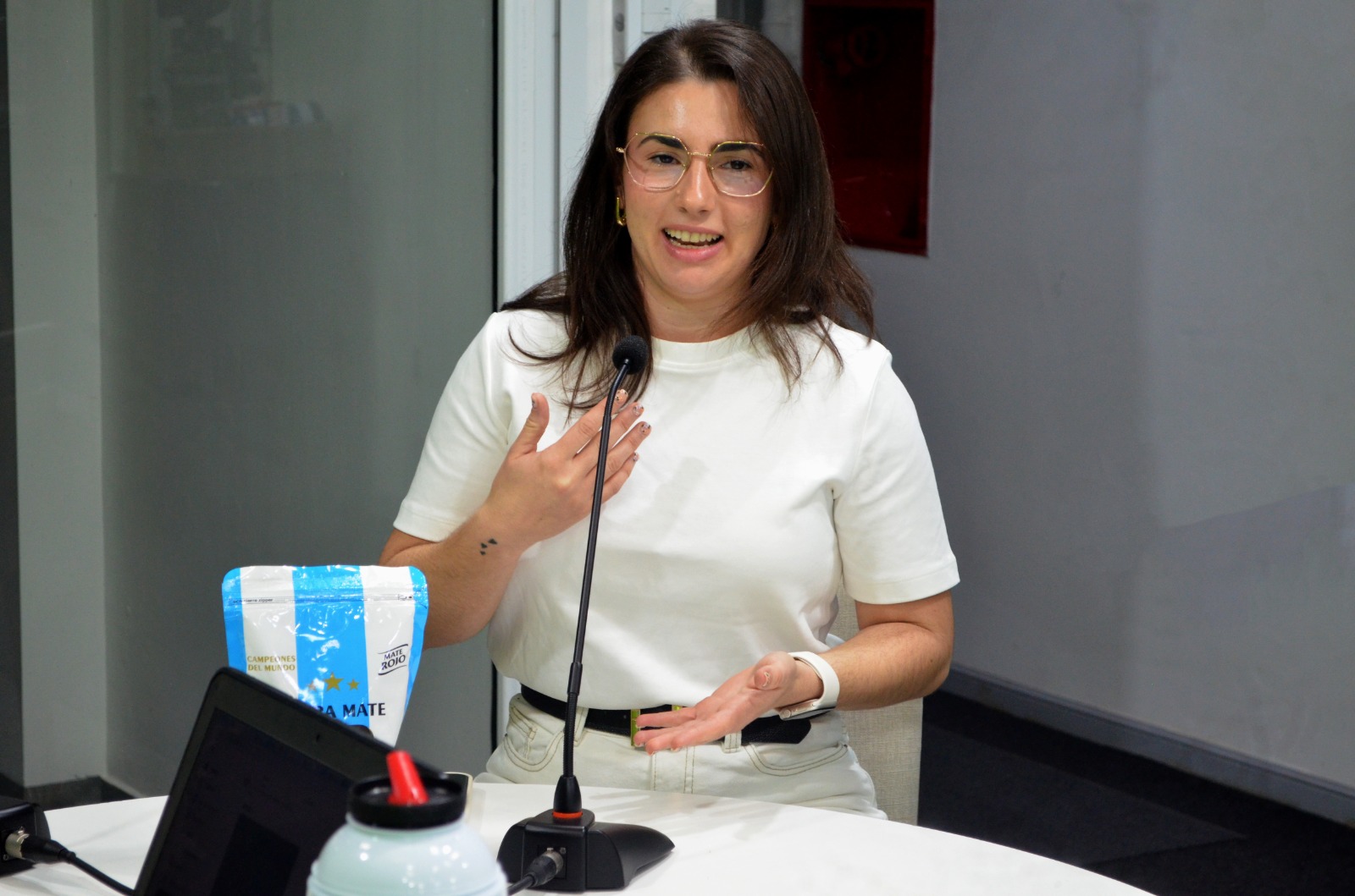 Alimentación, hidratación, movimiento y descanso: las cuatro claves para mejorar el bienestar según la nutricionista Juliana Perrone imagen-10