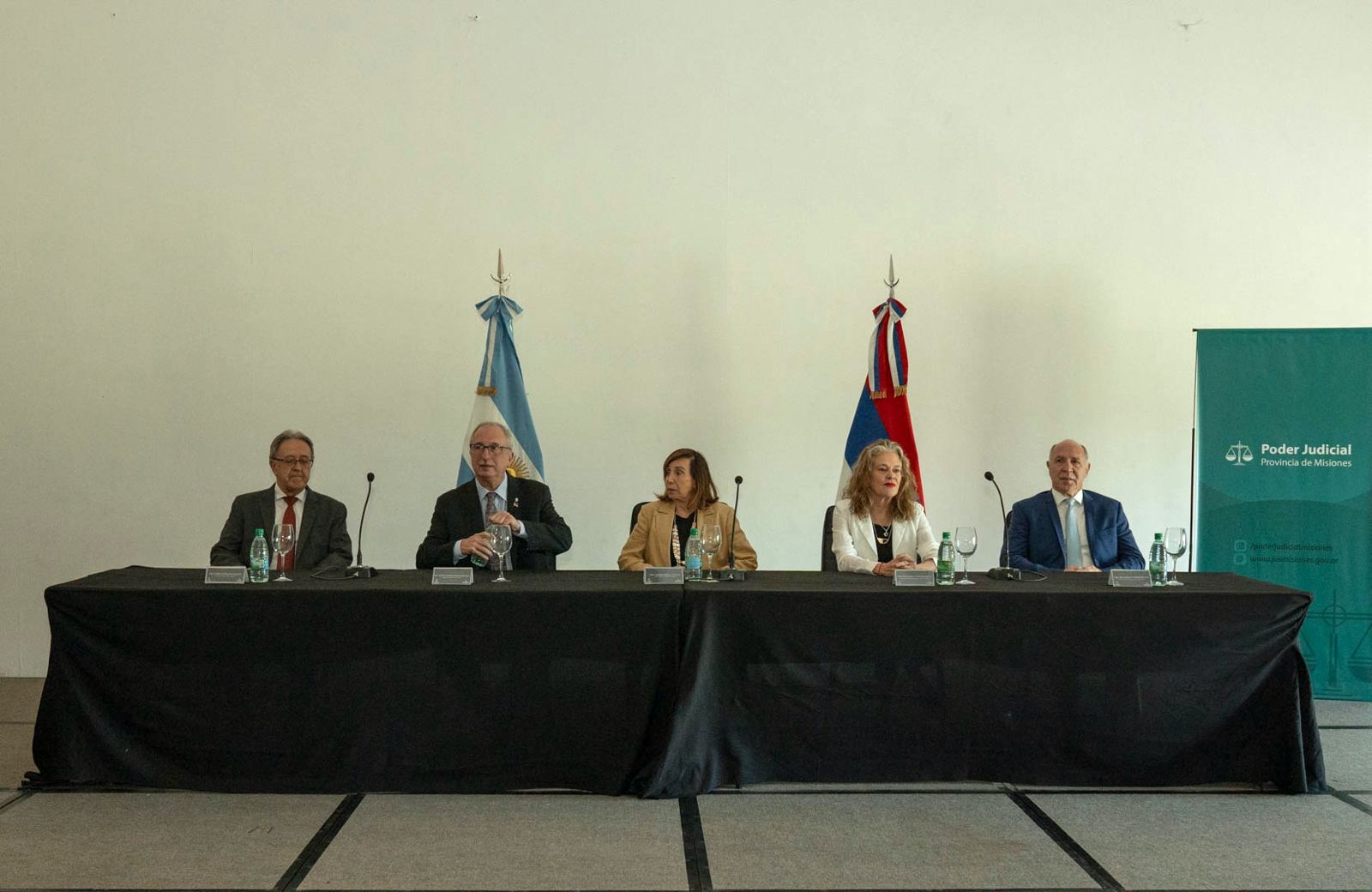 Misiones fue sede del Congreso Internacional a 10 años de la sanción del Código Civil y Comercial Argentino imagen-6